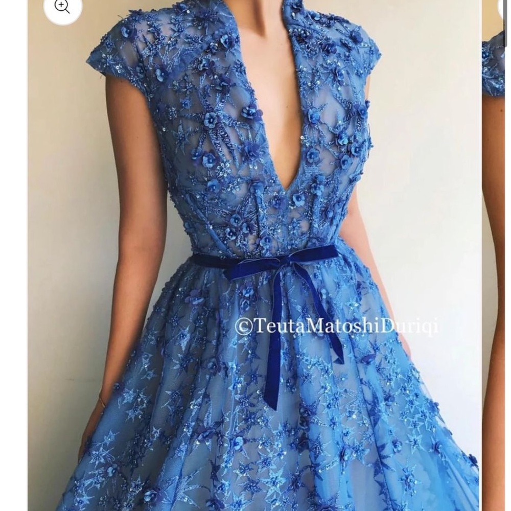 Cerulean Lace Gown stunning evening gown - Picture 2 of 9